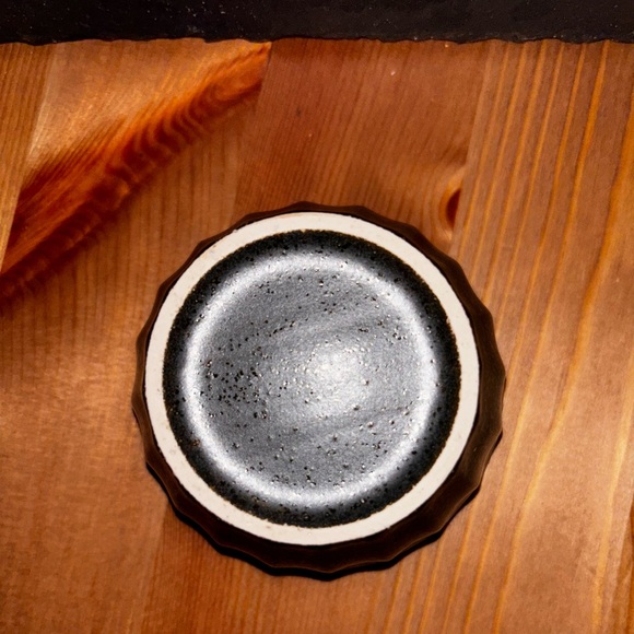 Tea cups - Picture 3 of 4